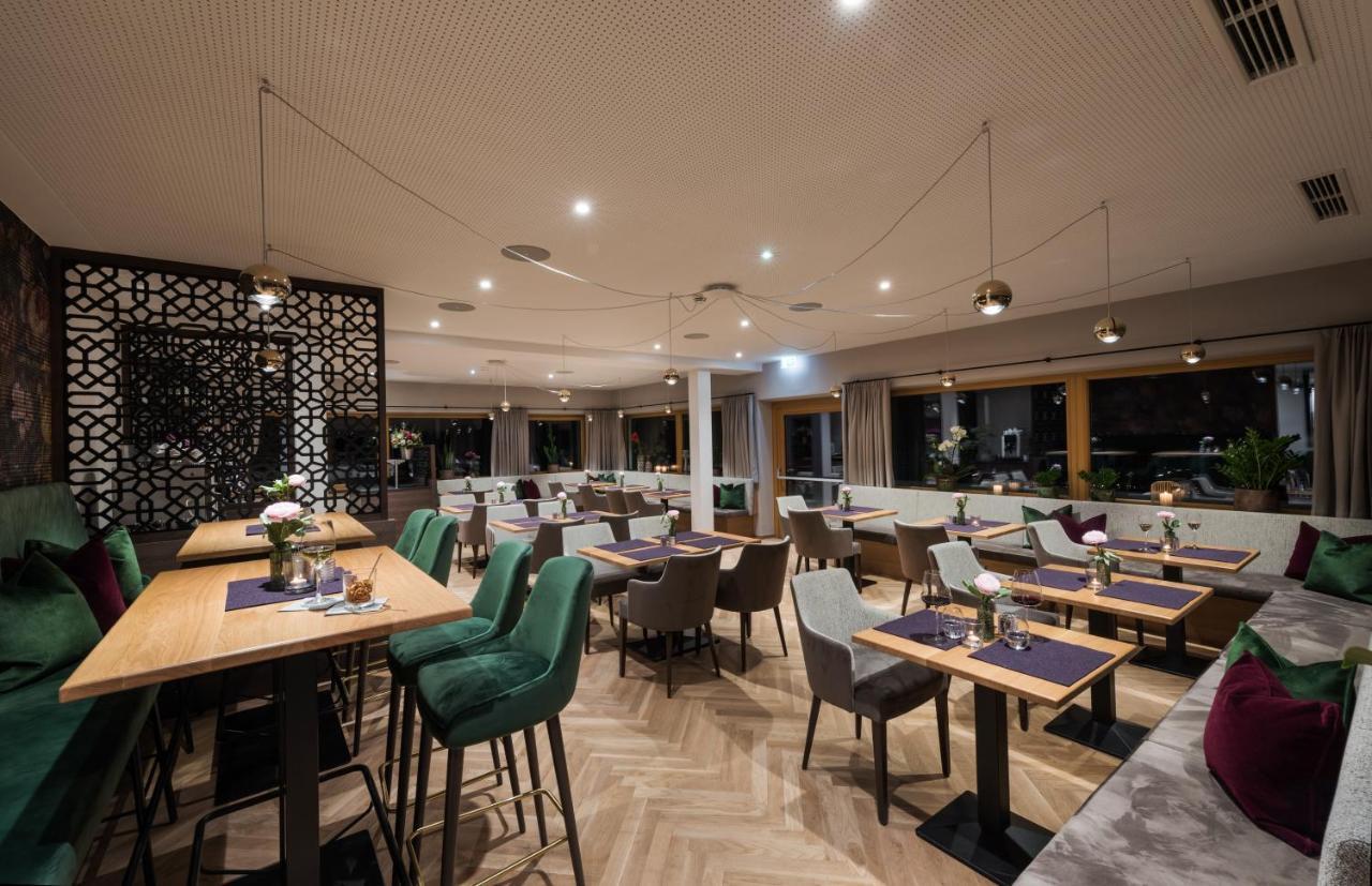 Hotel Hennersberg ورغل المظهر الخارجي الصورة